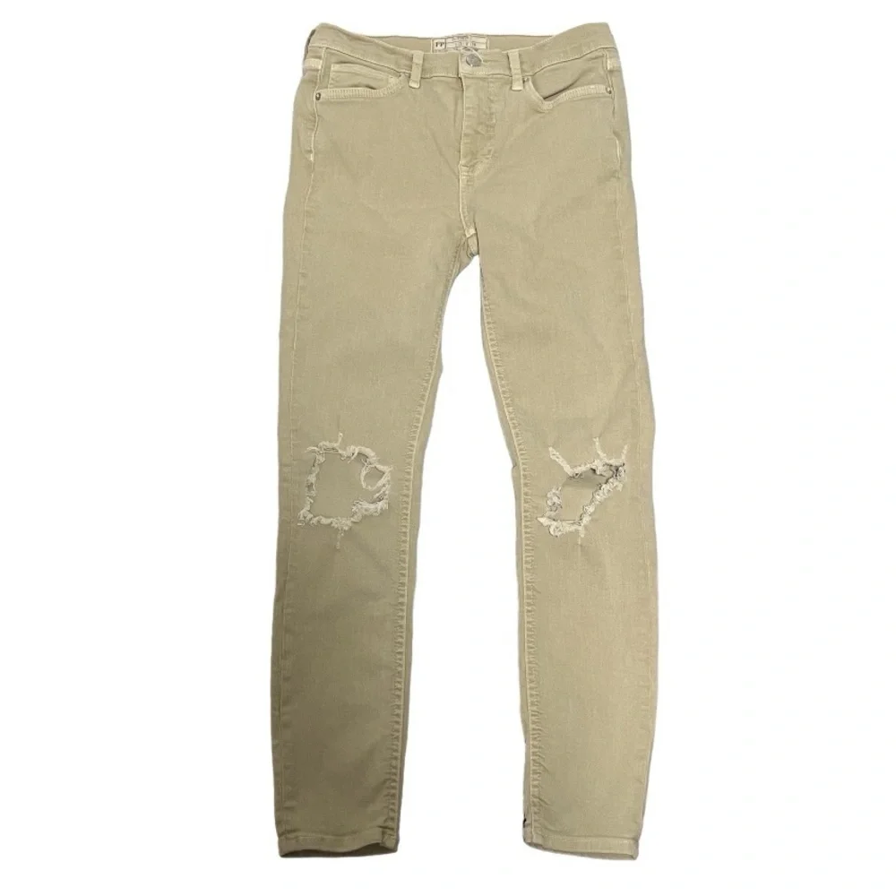 Free People Edgy fun khaki  High rise Destroyed Distressed Zip-fly Skinny Jeans